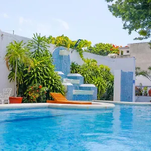 Maria De Lourdes Hotel Cancún